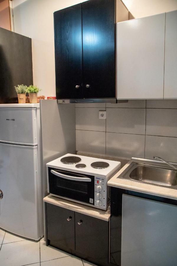Christine'S Downtown Suites 카발라 외부 사진